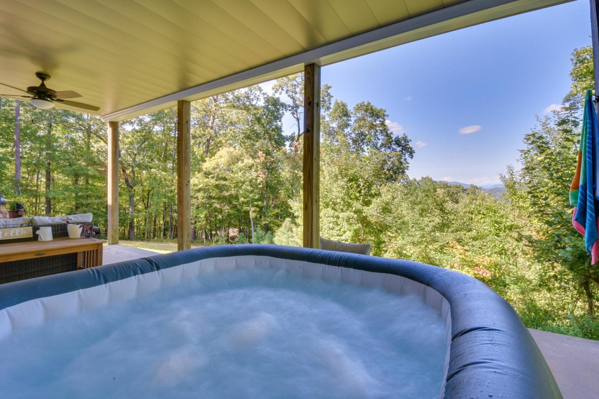 Lakemont Retreat Game Room, Hot Tub, And Mtn Views! Exteriér fotografie